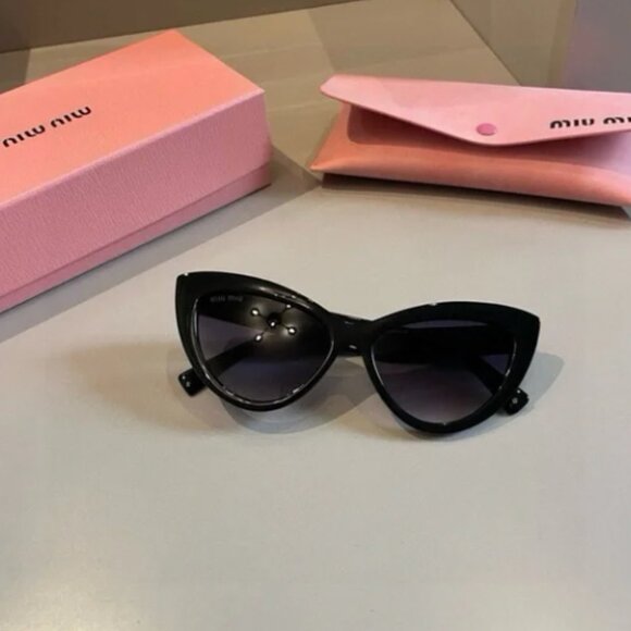 Miu Miu Sleek Black Sunglasses main image 4